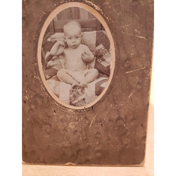 Antique Photo Cabinet Card Baby Wearing Diaper on Quilt c1880s Hands Near Head - Picture 5 of 11